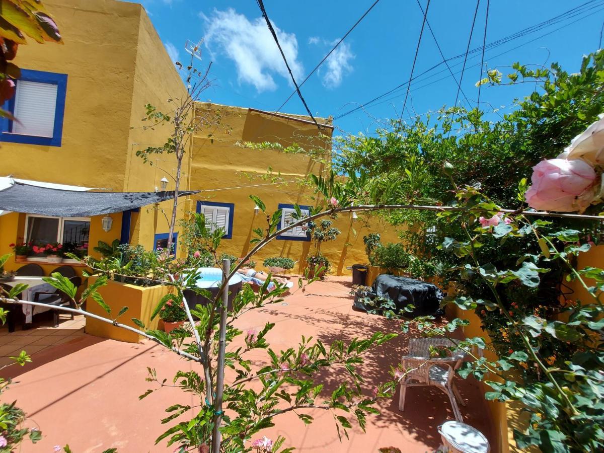 Casa Maestro Lelo - Acogedora Casa Rural Canaria Con Patios Y Jardines De Flores Las Palmas de Gran Canaria Bagian luar foto