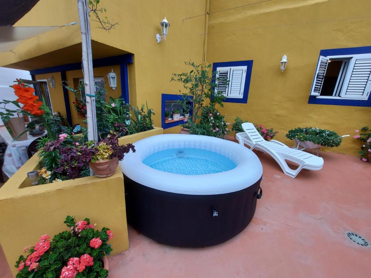 Casa Maestro Lelo - Acogedora Casa Rural Canaria Con Patios Y Jardines De Flores Las Palmas de Gran Canaria Bagian luar foto