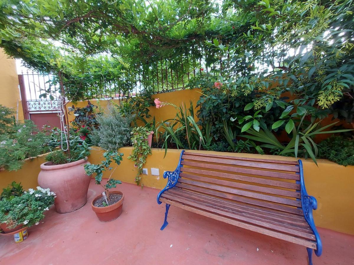 Casa Maestro Lelo - Acogedora Casa Rural Canaria Con Patios Y Jardines De Flores Las Palmas de Gran Canaria Bagian luar foto